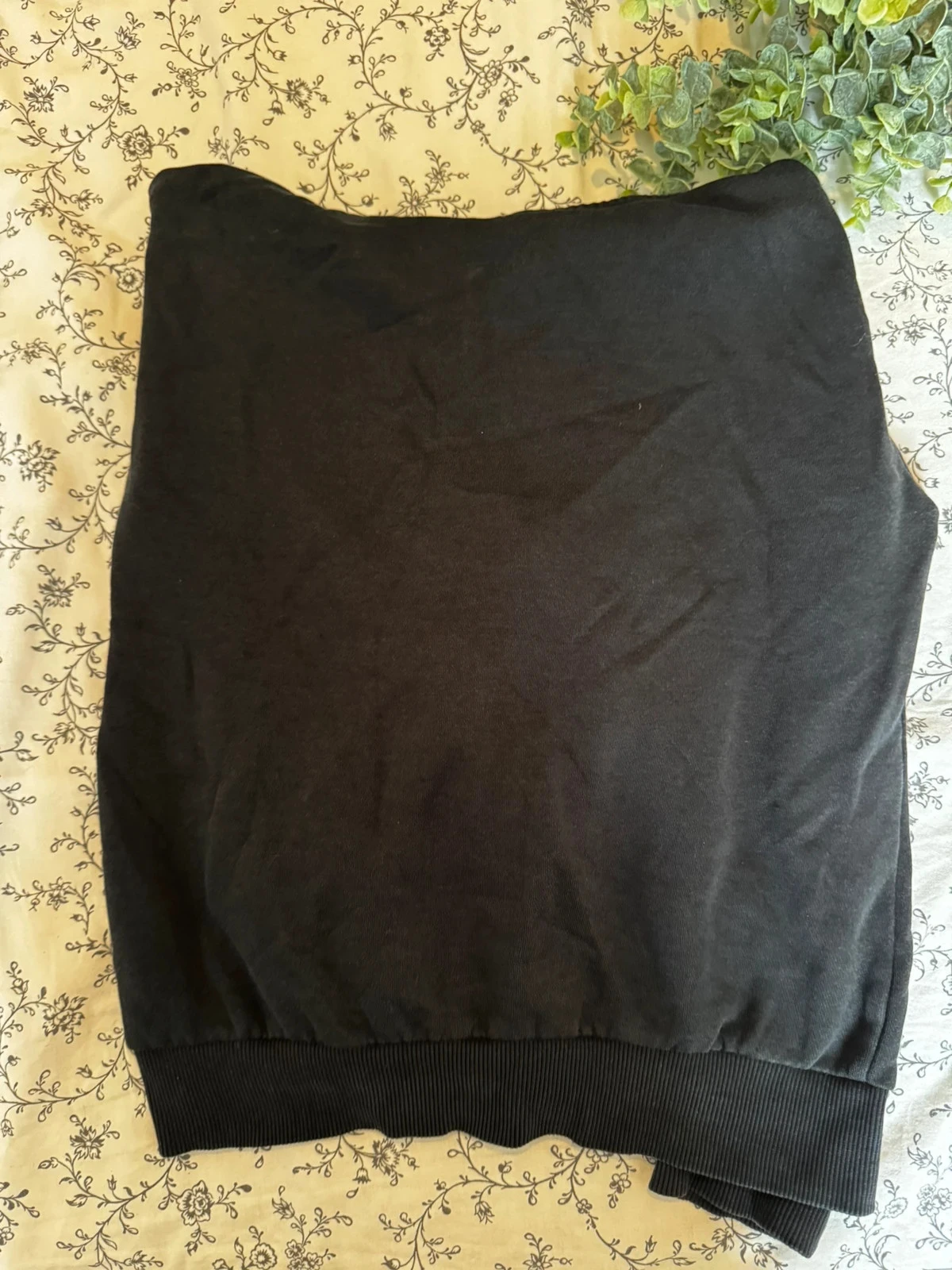 Unisex Adidas zip-up hooded sweatshirt in size 9-10 years. – photo 5
